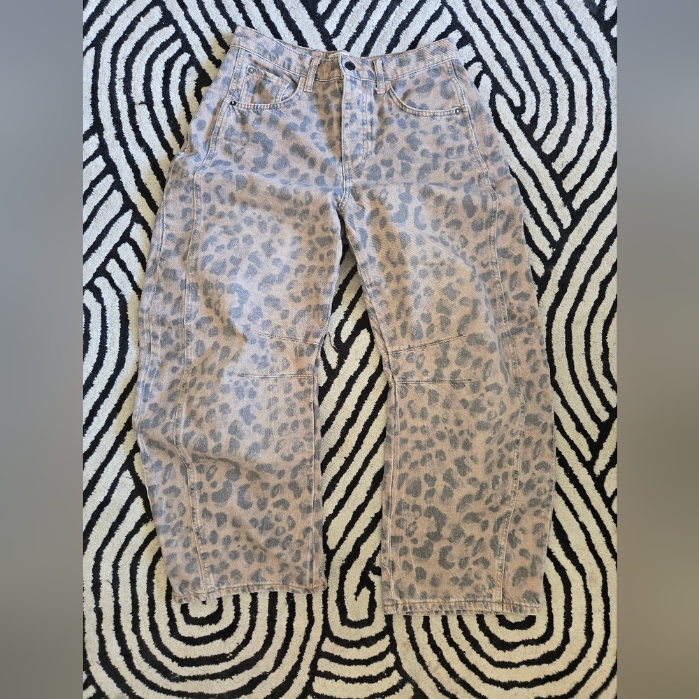 Leopard Print Wide-Leg Jeans